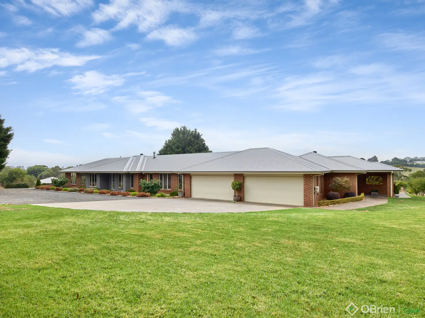 Main view of Homely house listing, 2/24 Pepperell Drive, Drouin VIC 3818