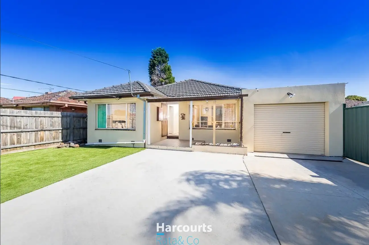 Main view of Homely unit listing, 1/1 Leslie Street, Thomastown VIC 3074