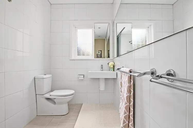 Fourth view of Homely apartment listing, 3/181 Hastings Parade, North Bondi NSW 2026