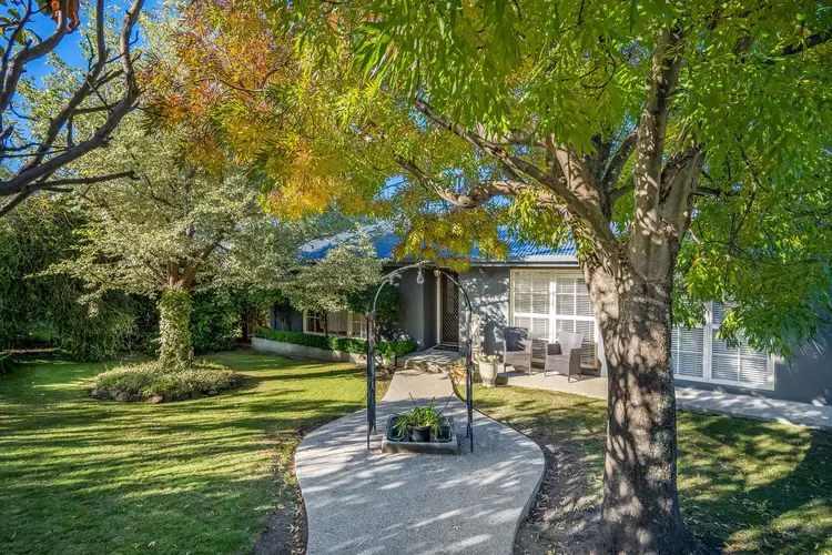 1 Boonal Court, Blackmans Bay TAS 7052