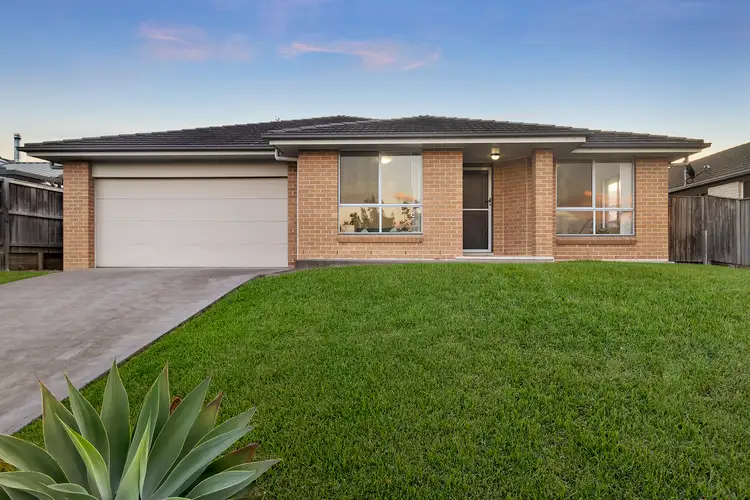 15 River Oak Avenue, Gillieston Heights NSW 2321