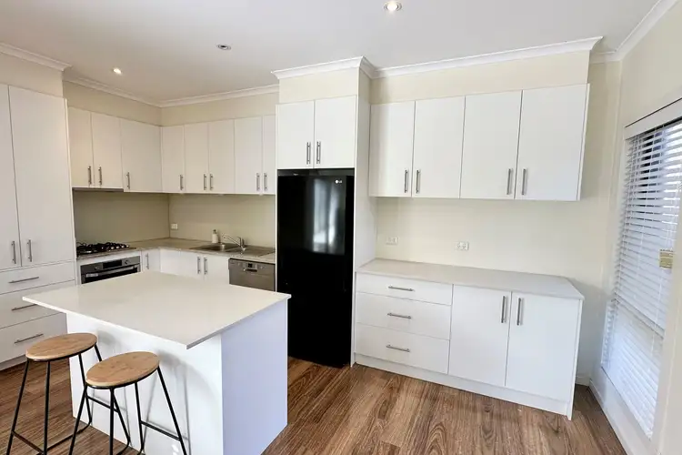 Sixth view of Homely unit listing, 2/77 Waverley Road, Chadstone VIC 3148