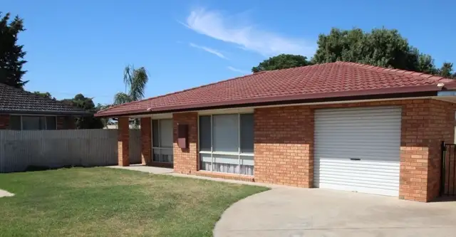 2/8 Oak Street, Cobram VIC 3644