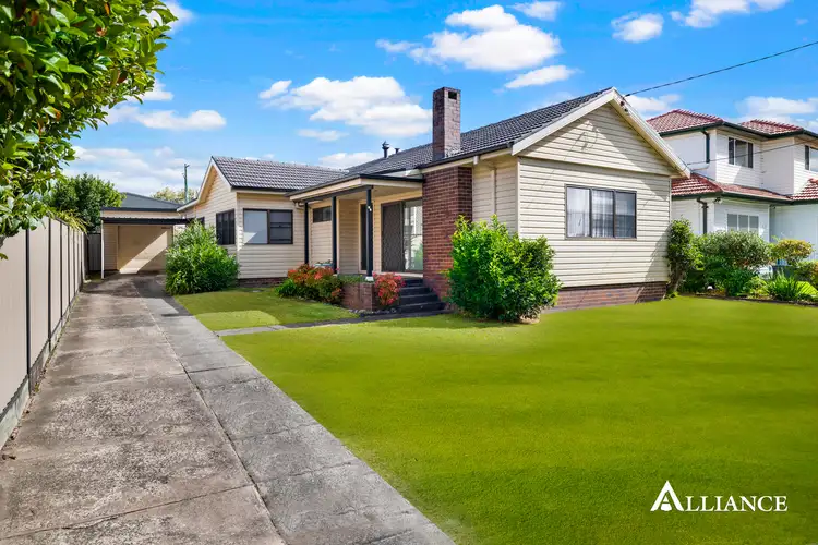 23 Edinburgh Drive, Revesby Heights NSW 2212