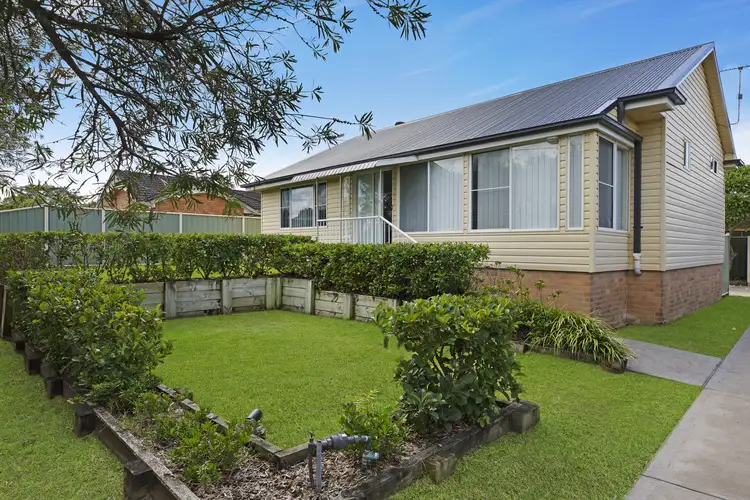5a Morris Street, Umina Beach NSW 2257