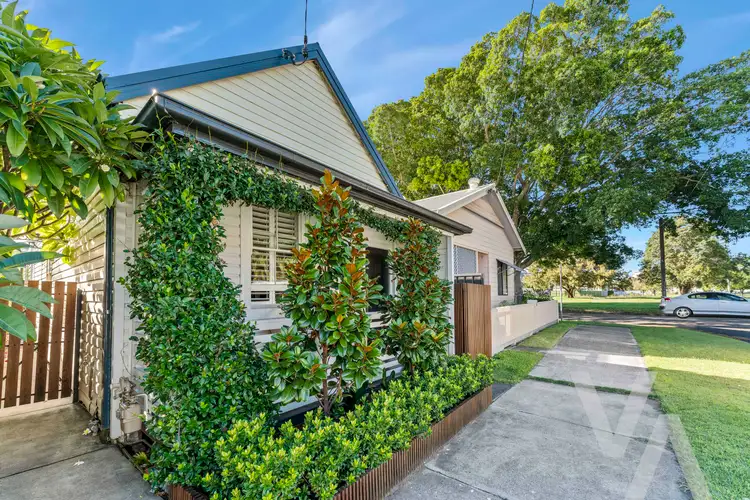 38 Denison Street, Carrington NSW 2294