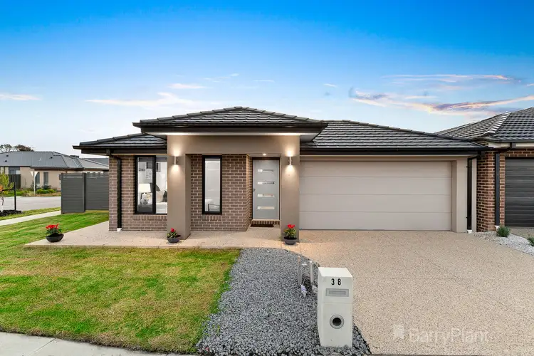 38 Melodie Drive, Officer VIC 3809