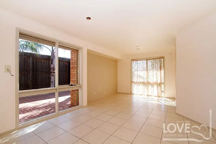 Fifth view of Homely house listing, 2 Carousel Court, Epping VIC 3076