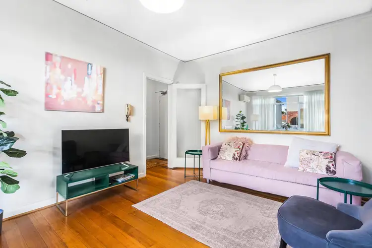 Second view of Homely apartment listing, 2/25 Williams Road, Windsor VIC 3181