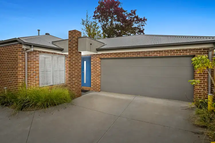 102A Eastfield Road, Croydon South VIC 3136