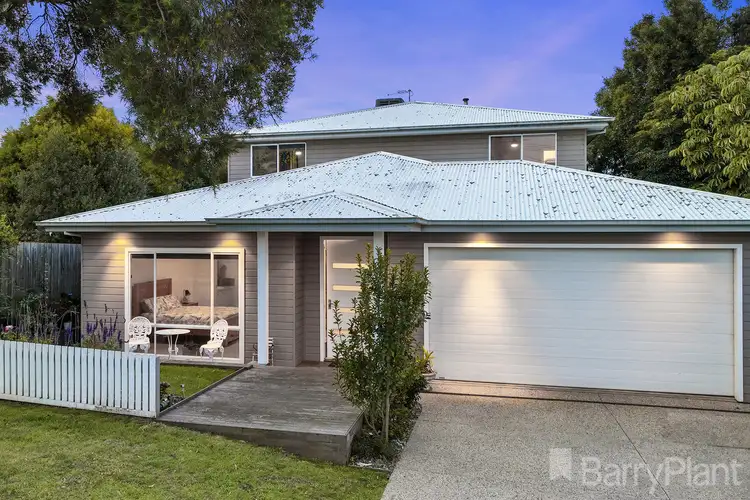 11 Fairchild Street