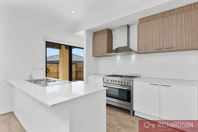 Second view of Homely house listing, 7 Haniper Grove, Werribee VIC 3030