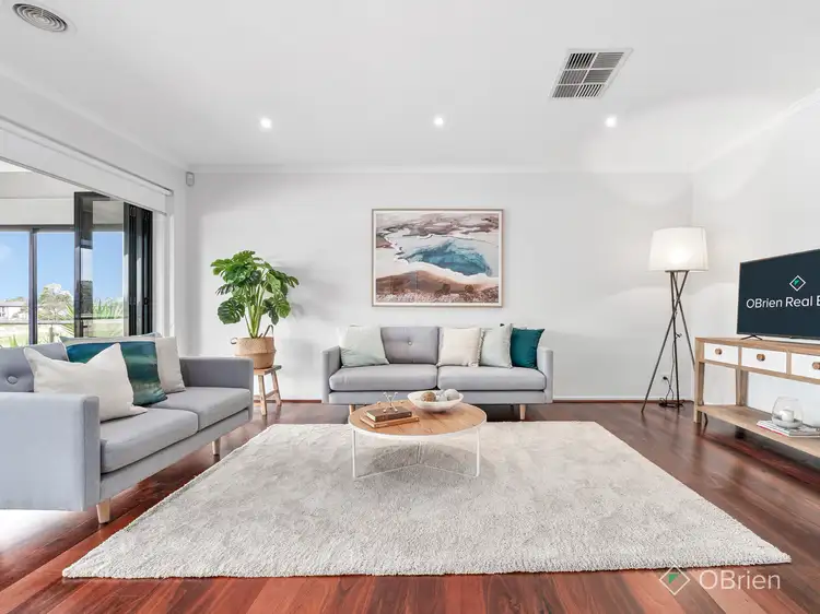 Sixth view of Homely house listing, 7 Parkhart Circle, Sandhurst VIC 3977
