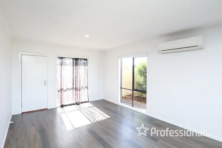 Fifth view of Homely townhouse listing, 4/9 Toorak Drive, Irymple VIC 3498