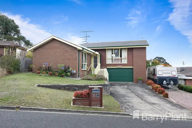 16 Highfield Avenue
