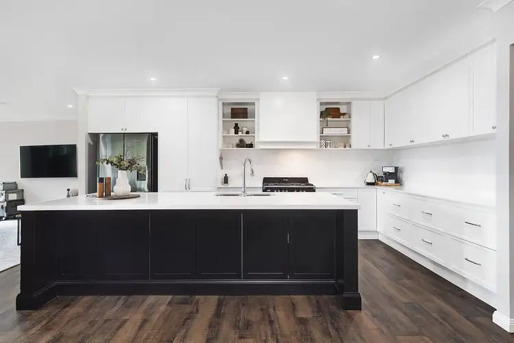 6 Azalea Street, Colo Vale NSW 2575