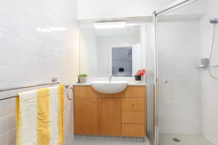 Fifth view of Homely apartment listing, 301/6 Cowper Wharf Roadway, Woolloomooloo NSW 2011