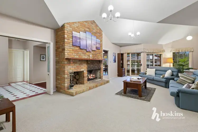 Second view of Homely house listing, 9 Summit Court, Mooroolbark VIC 3138