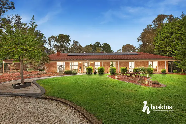 1 Nioka Court, Park Orchards VIC 3114