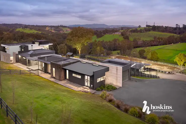 329 Wedge Tail Court, Kangaroo Ground VIC 3097