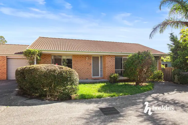 2/13 Hereford Road, Mount Evelyn VIC 3796