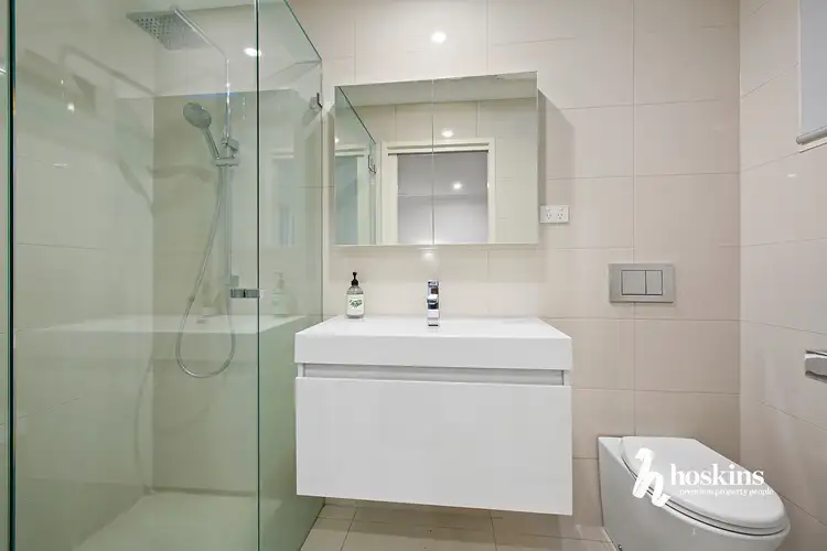 Sixth view of Homely house listing, 10 Sang Court, Ringwood VIC 3134