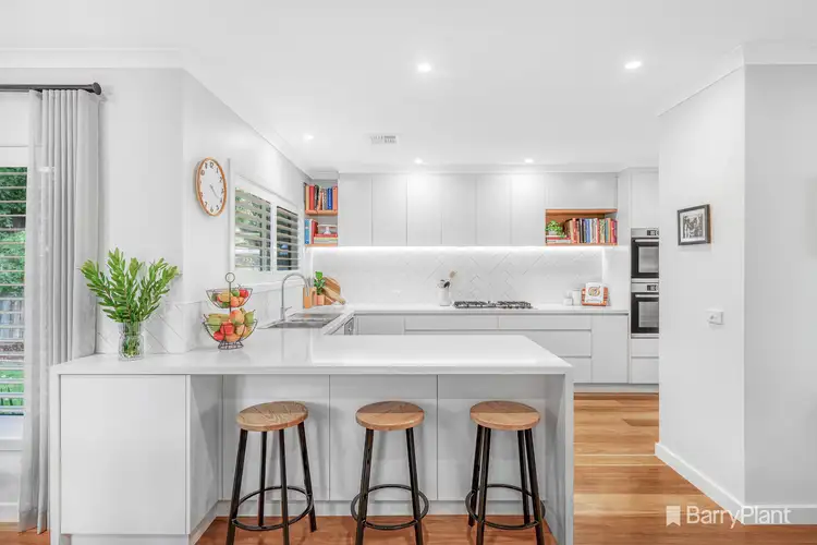 Second view of Homely house listing, 7 Yallambee Way, Croydon VIC 3136