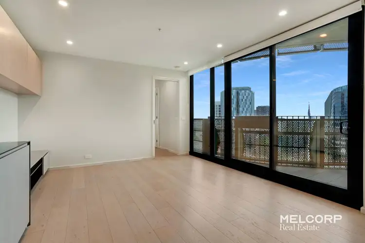 1204/151 Berkeley Street, Melbourne VIC 3000