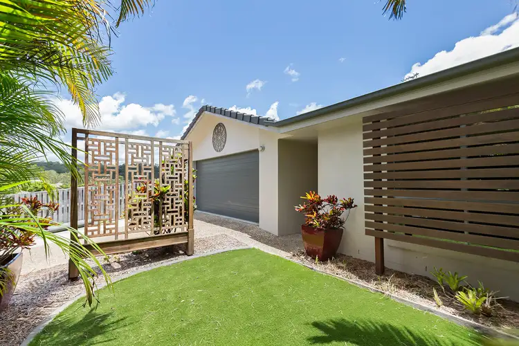 2/5 Gascoyne Street, Pacific Pines QLD 4211