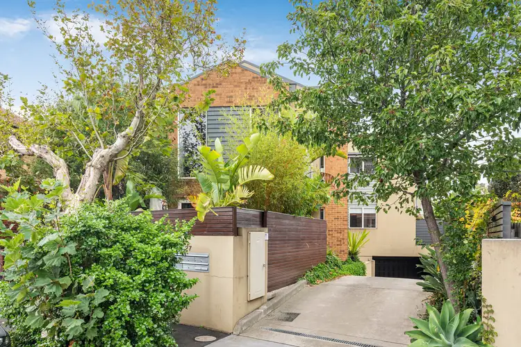 3/27 Foam Street, Elwood VIC 3184