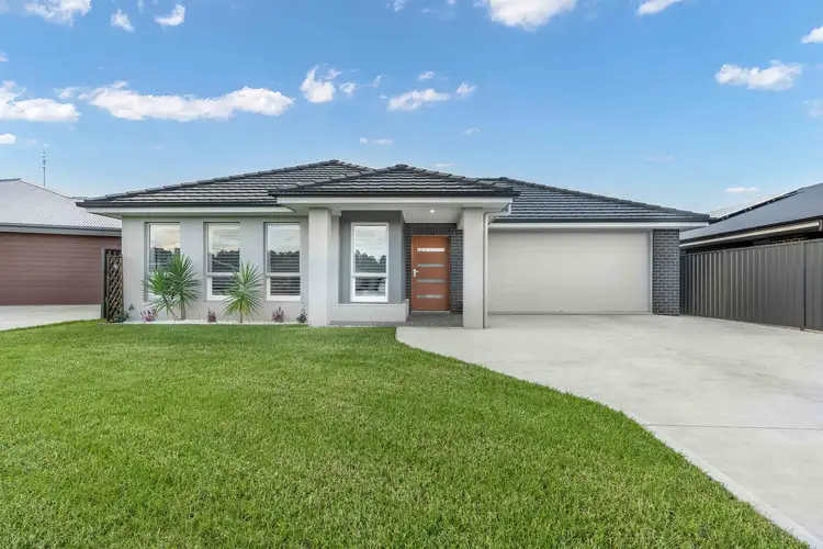 6 Riverdale Close, Rutherford NSW 2320