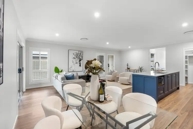 Fifth view of Homely house listing, 6 Riverdale Close, Rutherford NSW 2320
