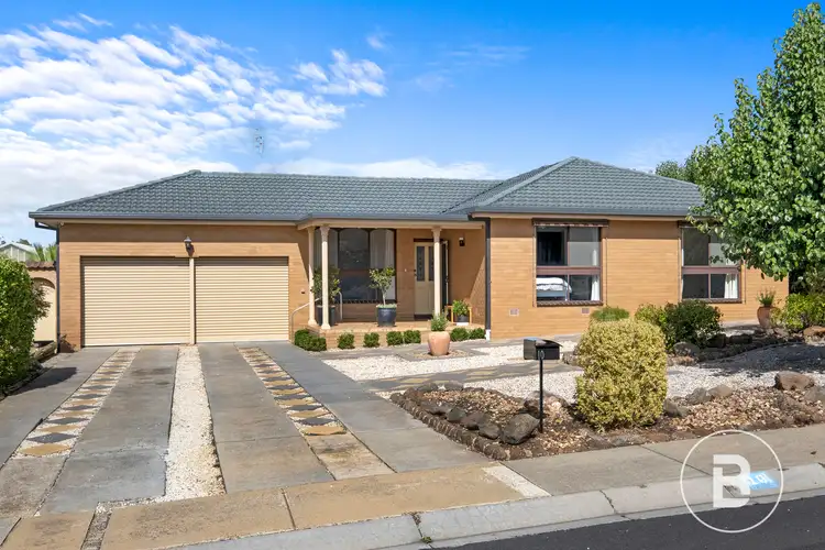 10 James Street, Strathdale VIC 3550