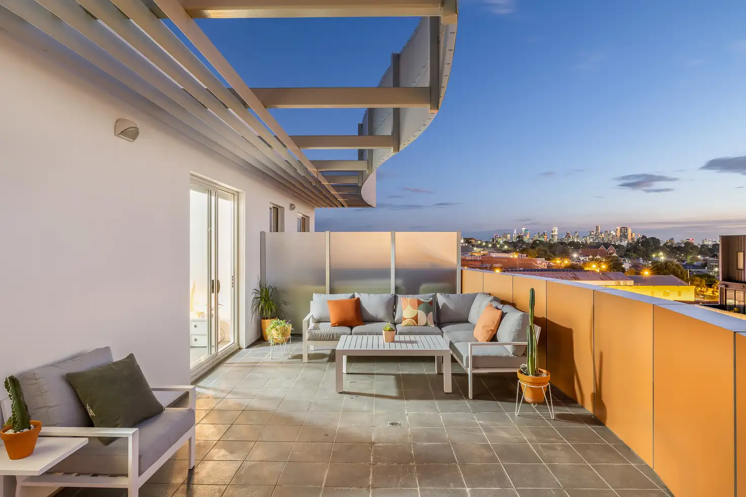 Main view of Homely apartment listing, 5.01/17 Robbs Parade, Northcote VIC 3070