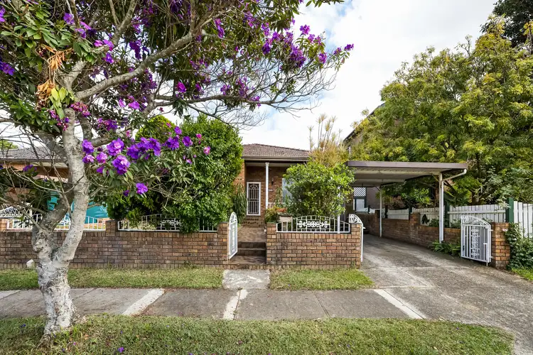 18 Foord Avenue, Hurlstone Park NSW 2193