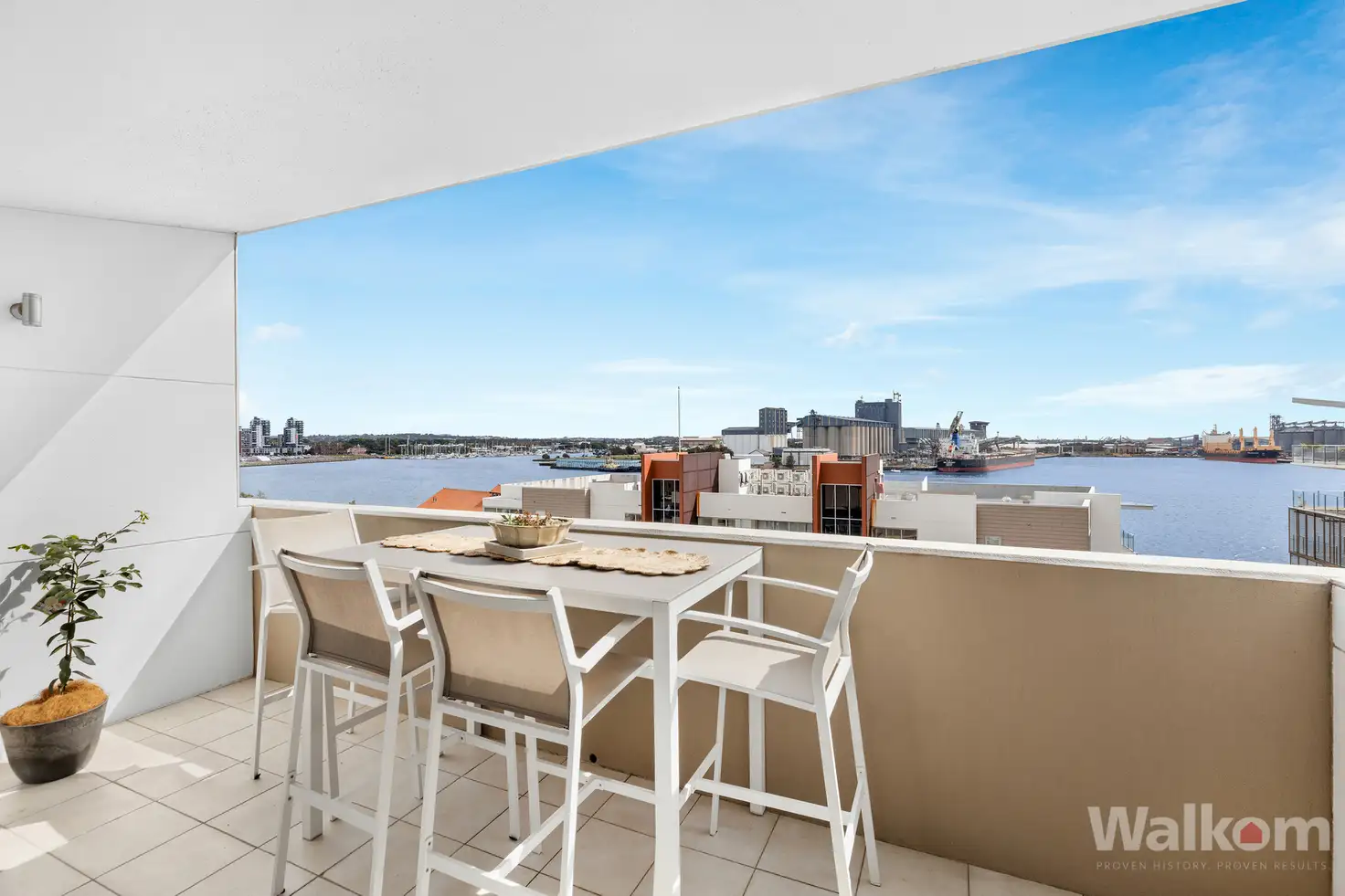 Main view of Homely unit listing, 603/4 Honeysuckle Drive, Newcastle NSW 2300