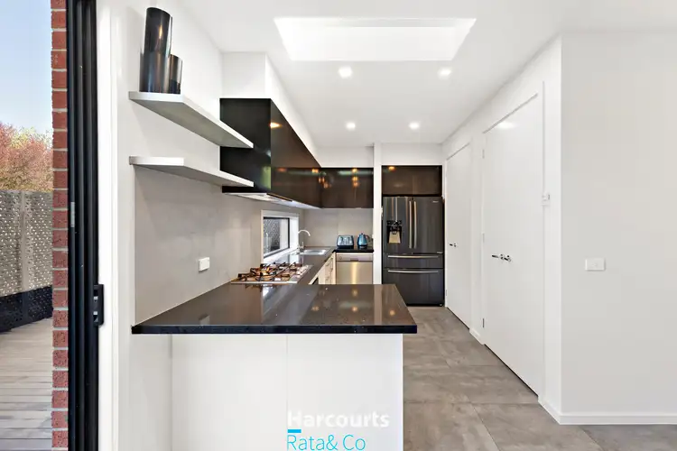 26 Odette Way