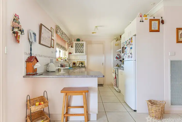 Fourth view of Homely house listing, 7 Elliot Close, Orange NSW 2800