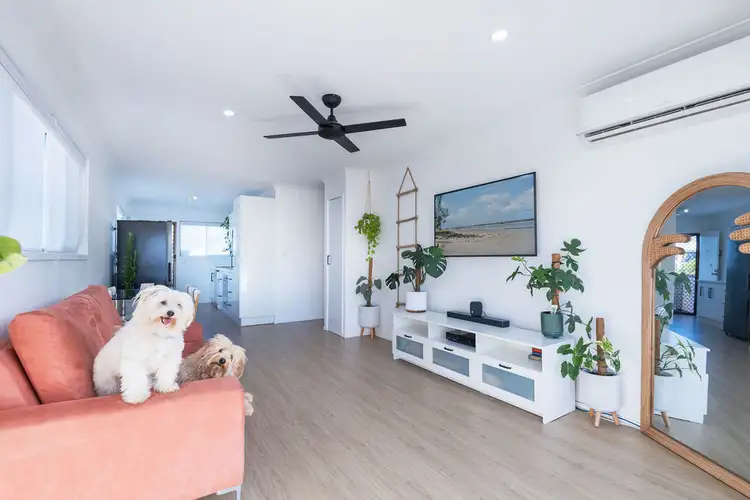 5/18 Sutherland Avenue, Labrador QLD 4215