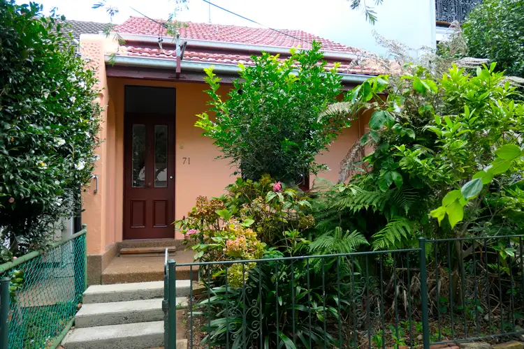 71 Marian Street