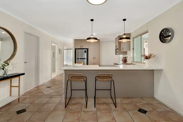 5 Wembley Court, Alexandra Hills QLD 4161