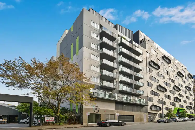 803/95 Berkeley Street, Melbourne VIC 3000