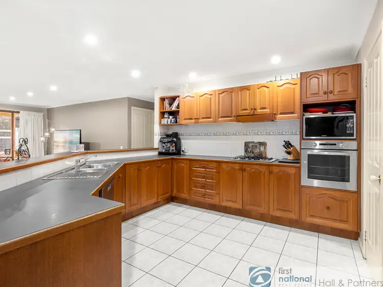 Fifth view of Homely house listing, 2 Glenburn Drive, Hallam VIC 3803