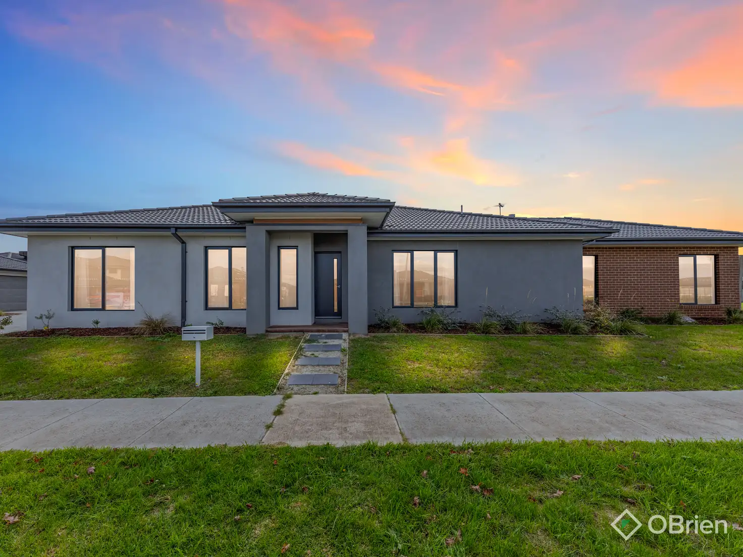 Main view of Homely house listing, 2 Bambury Close, Koo Wee Rup VIC 3981