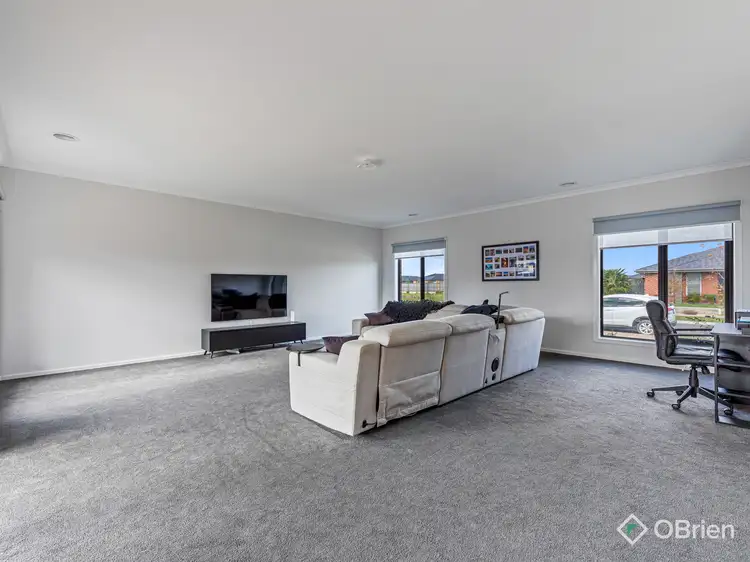 Second view of Homely house listing, 2 Bambury Close, Koo Wee Rup VIC 3981