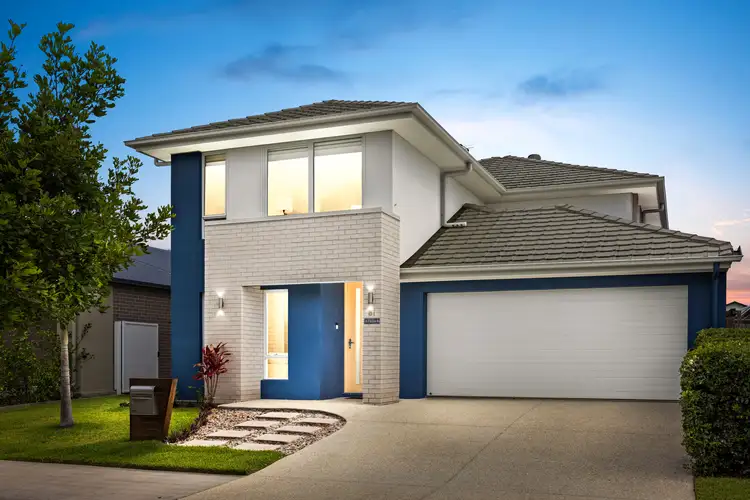 81 Lakeview Promenade, Newport QLD 4020