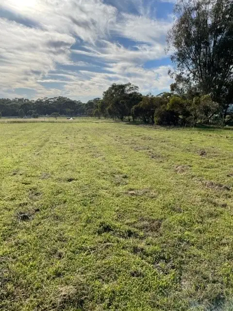 14 Tenth Road, York WA 6302