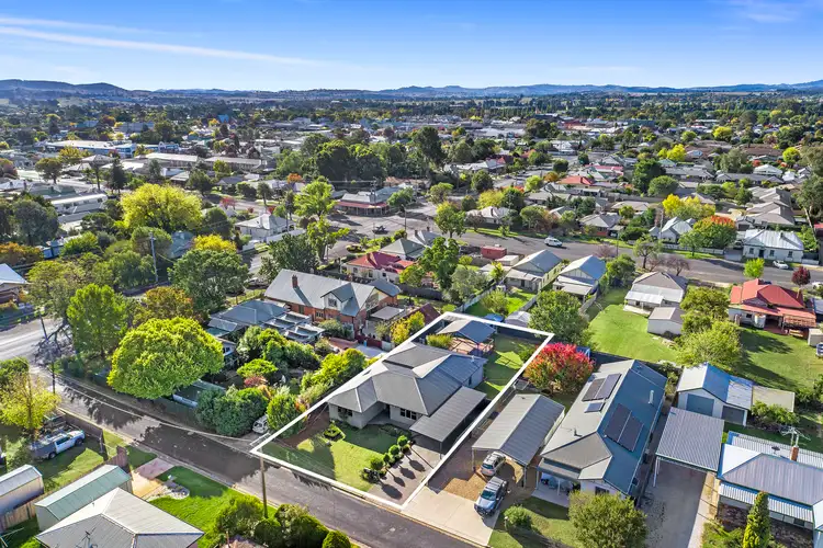 12 Mealey Street, Mudgee NSW 2850