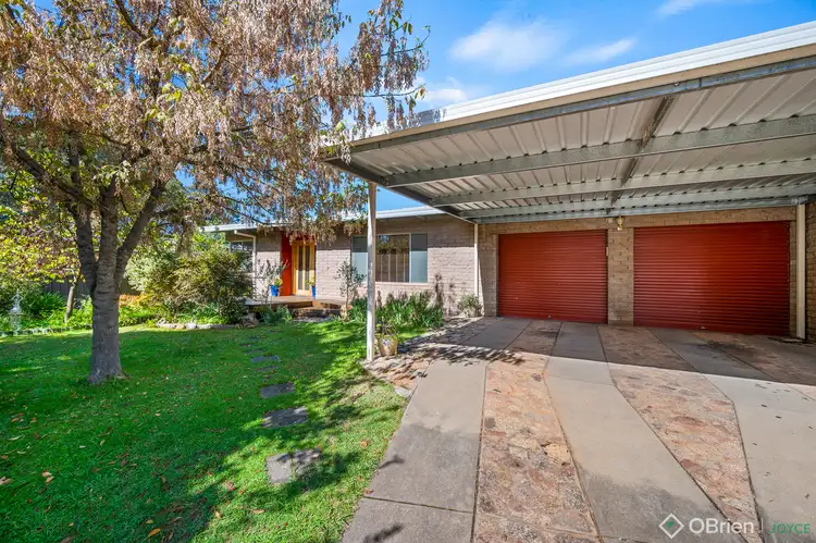Second view of Homely house listing, 5 Warwillah Avenue, Wangaratta VIC 3677