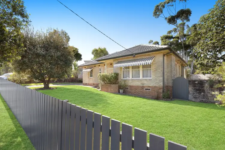 4 Alamein Avenue, Narraweena NSW 2099